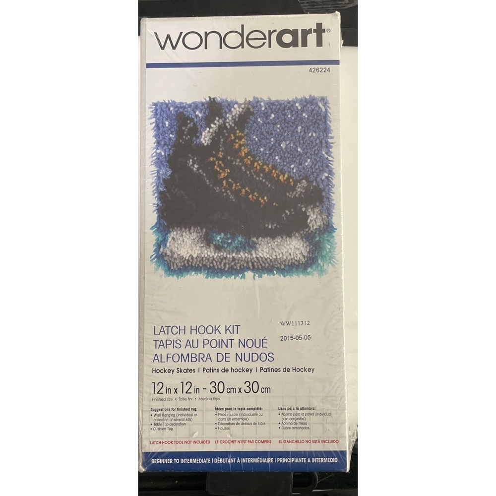 LATCH‎ HOOK KIT - #426224 WONDERART "HOCKEY SKATES" ICE SPORTS 12" BY 12" - NIP!